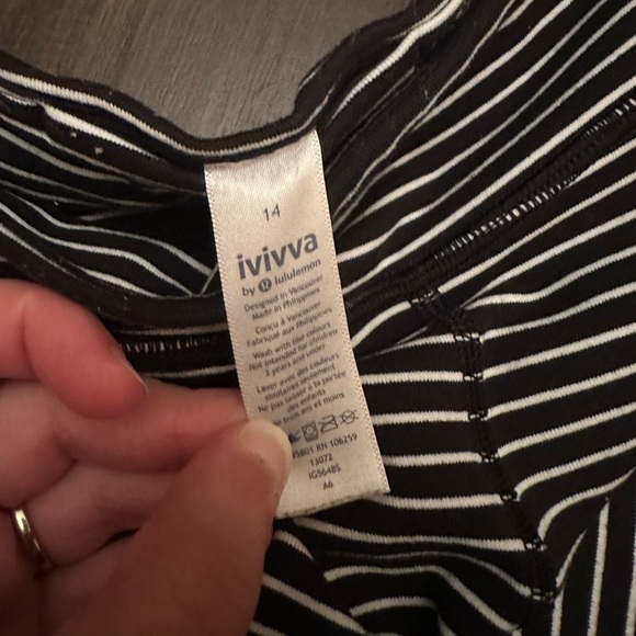 Rhythmic Tight Black and White Ivivva Full Length Leggings - Picture 4 of 5